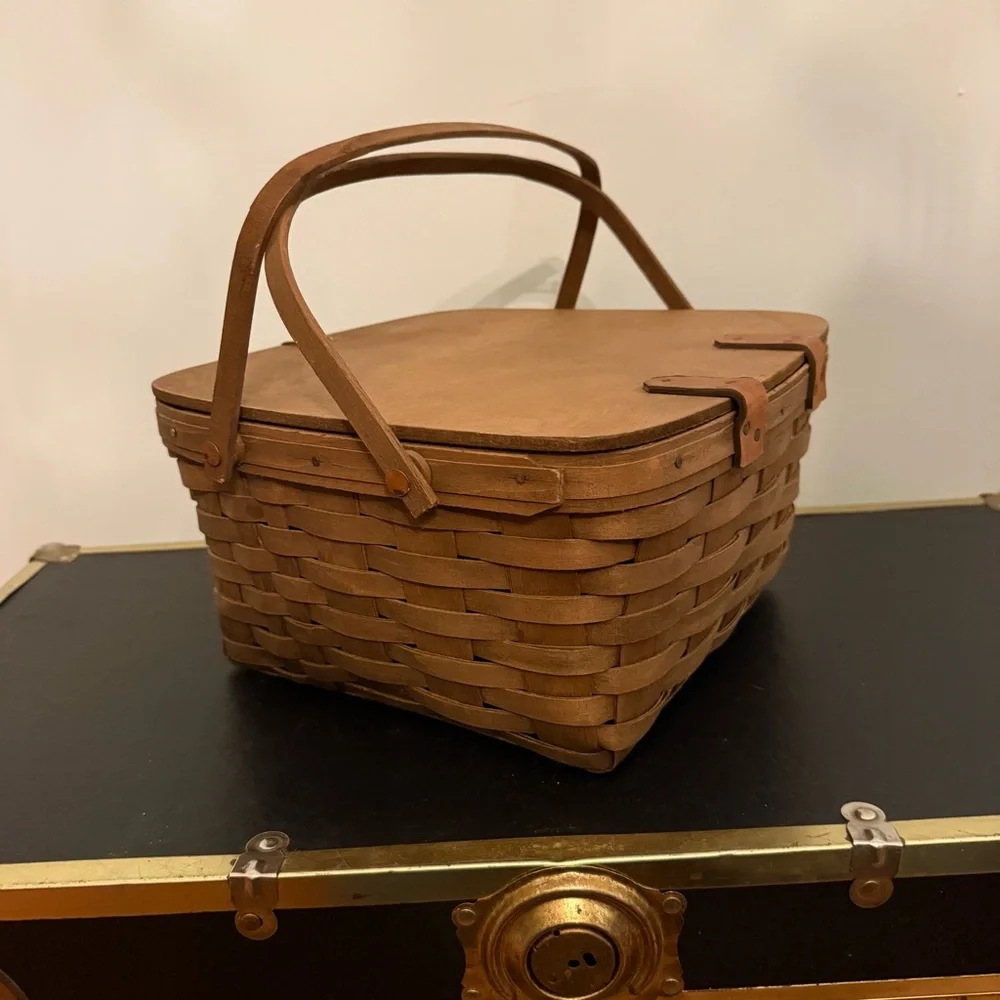 🧺🍒 1981 Longaberger Picnic Pie Basket w/ Lid + Table Stand – Vintage USA - Picture 2 of 15